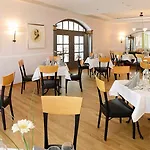 Kaiserin Augusta Hotel 3*