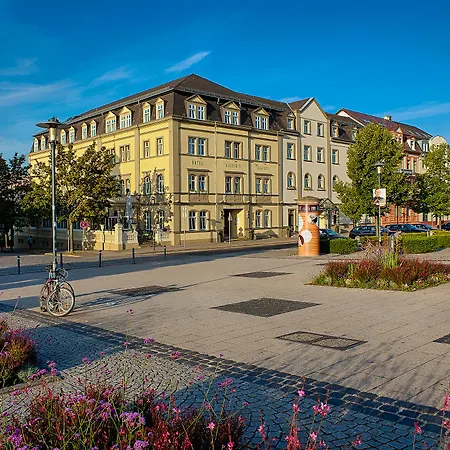 Kaiserin Augusta 3*