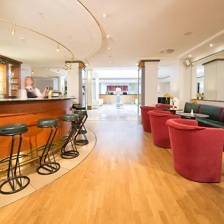 Hotel Kaiserin Augusta 3*