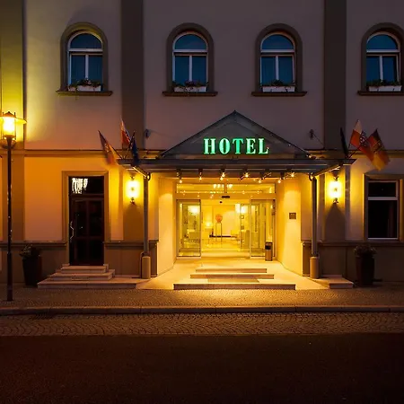 Kaiserin Augusta Hotel 3*