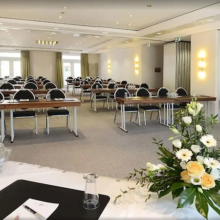 Kaiserin Augusta Отель 3*