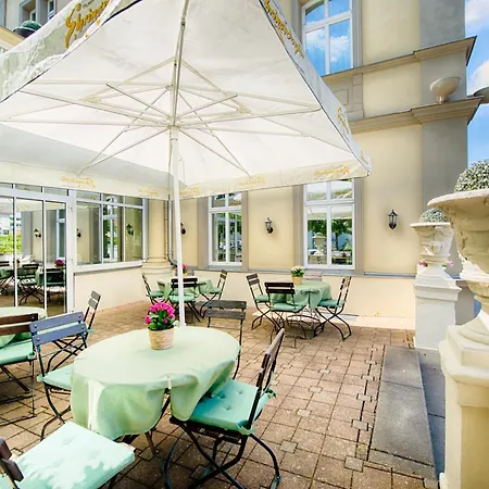 Отель Kaiserin Augusta