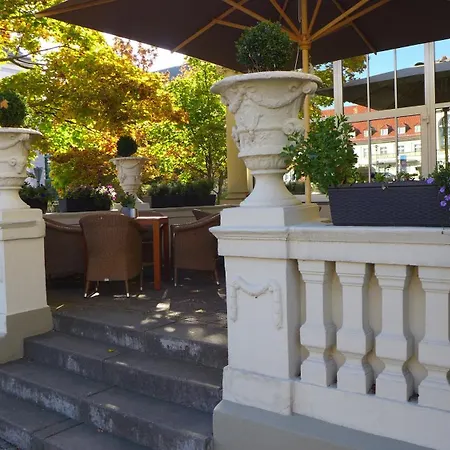 Hotel Kaiserin Augusta 3*