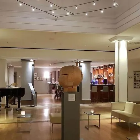 Kaiserin Augusta Hotel 3*