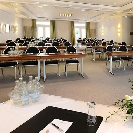 Hotel Kaiserin Augusta 3*
