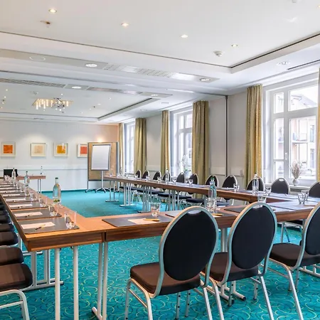 Hotel Kaiserin Augusta 3*