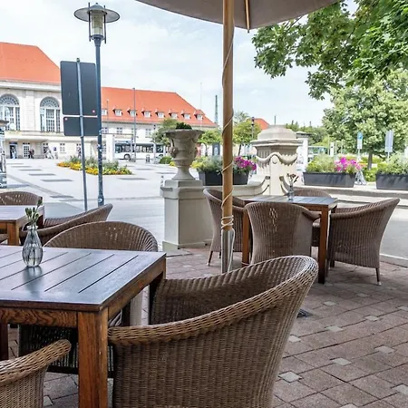 Kaiserin Augusta Hotel 3*