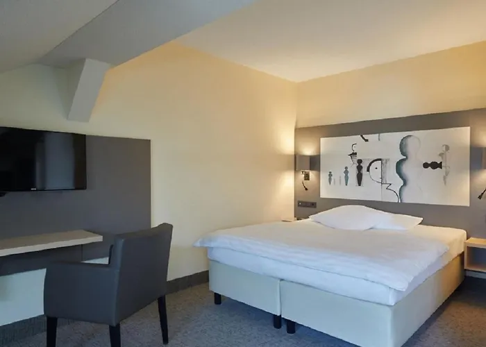 Kaiserin Augusta Hotel Weimar (Thüringen)