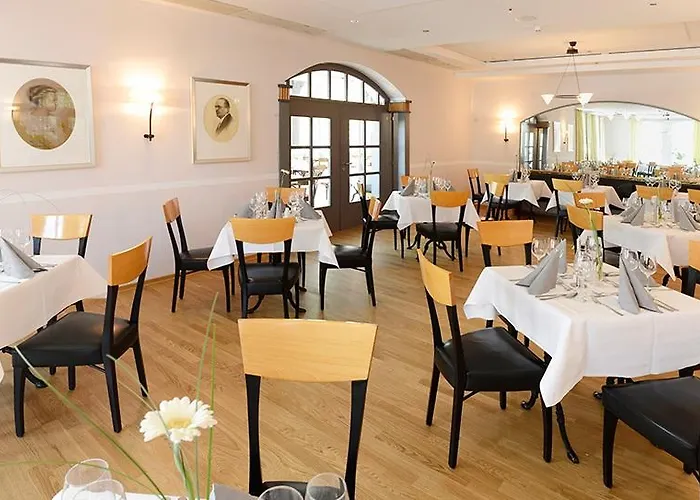 Kaiserin Augusta Hotel 3*