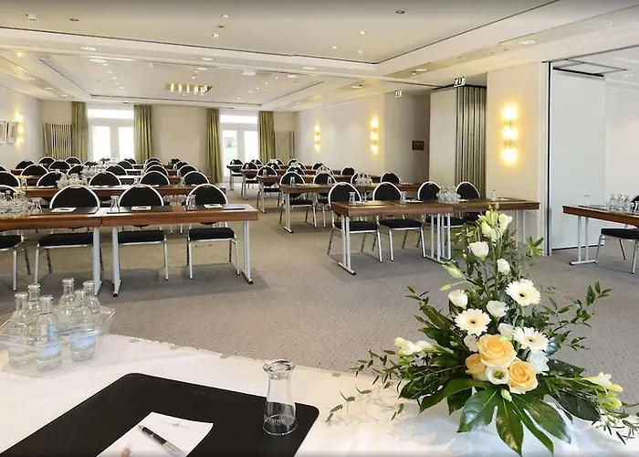 Kaiserin Augusta Hotel 3*