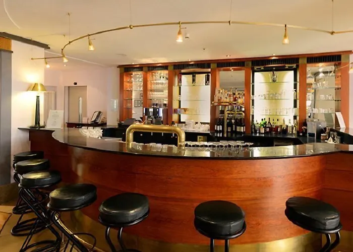 Kaiserin Augusta Hotel 3*