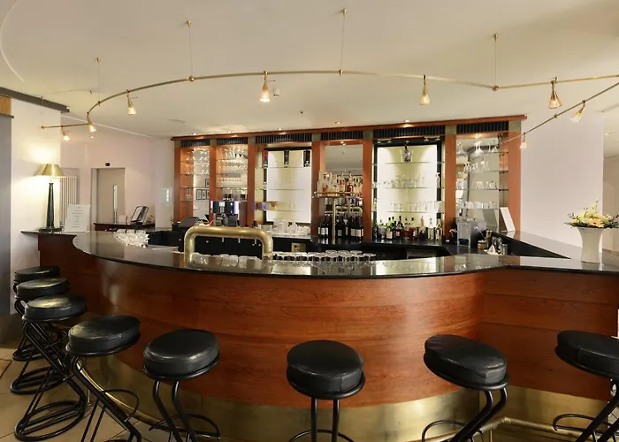 Kaiserin Augusta Hotel